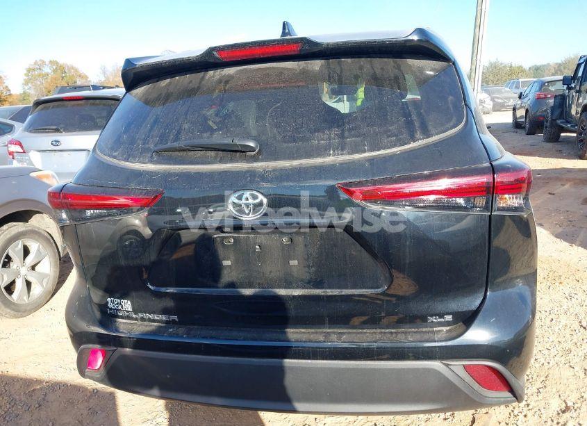 Photo 17 of 2023 Toyota Highlander XLE (VIN 5TDKDRAH8PS521089)