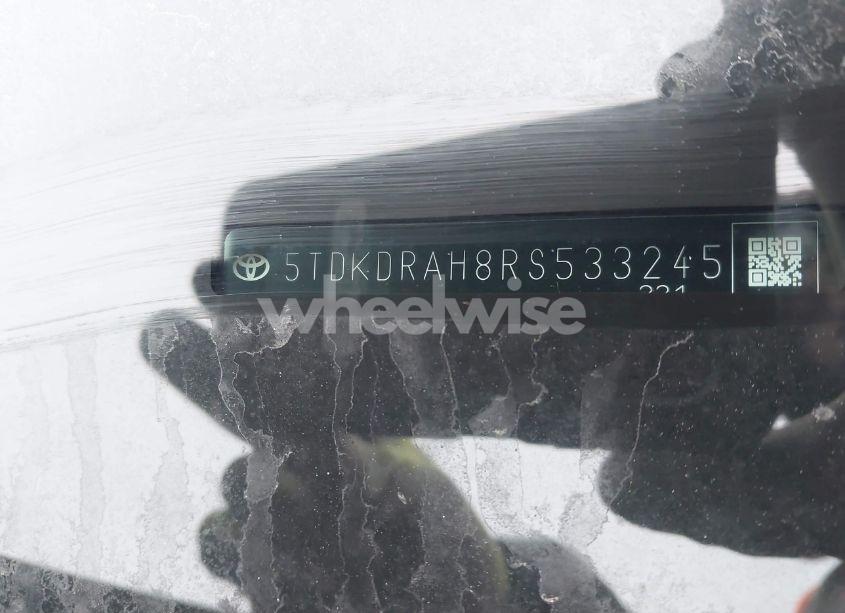 Photo 9 of 2024 Toyota Highlander LE (VIN 5TDKDRAH8RS533245)