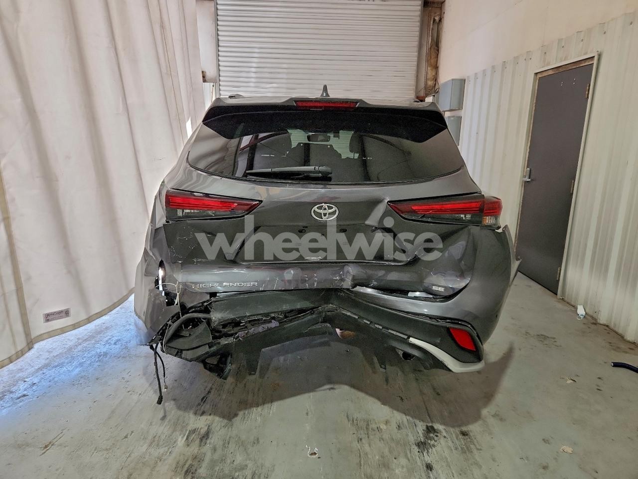 Photo 6 of 2024 TOYOTA HIGHLANDER LE (VIN 5TDKDRAH8RS536775)