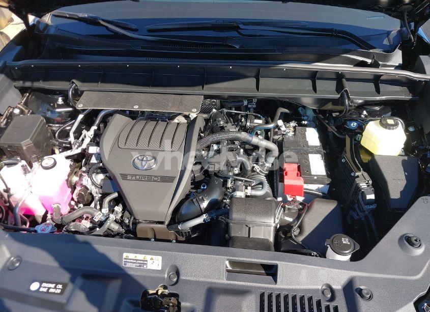 Photo 10 of 2025 Toyota Highlander XLE (VIN 5TDKDRAH8SS551248)