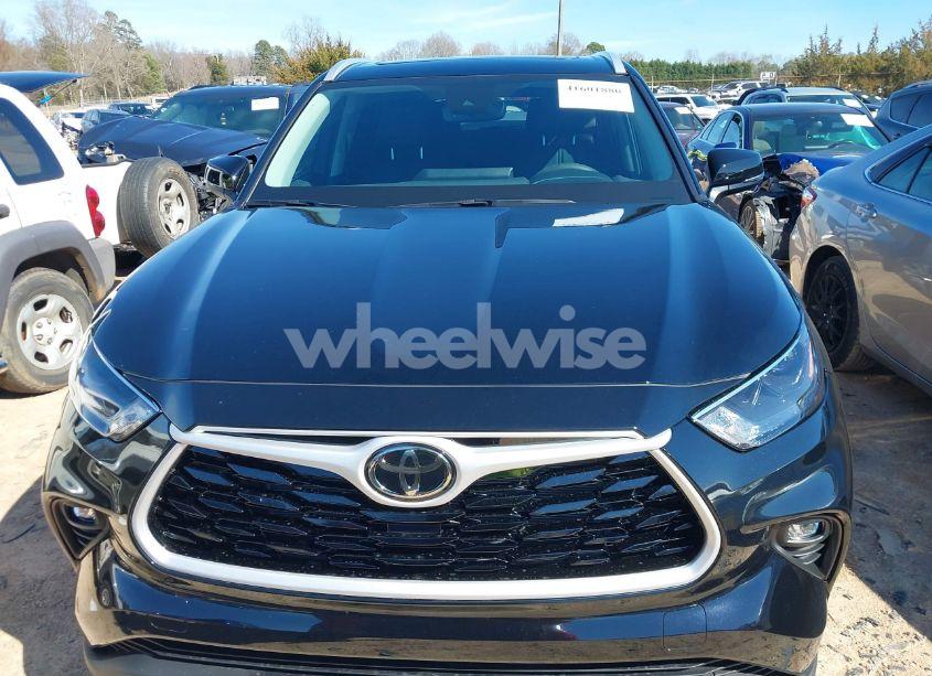 Photo 12 of 2025 Toyota Highlander XLE (VIN 5TDKDRAH8SS551248)