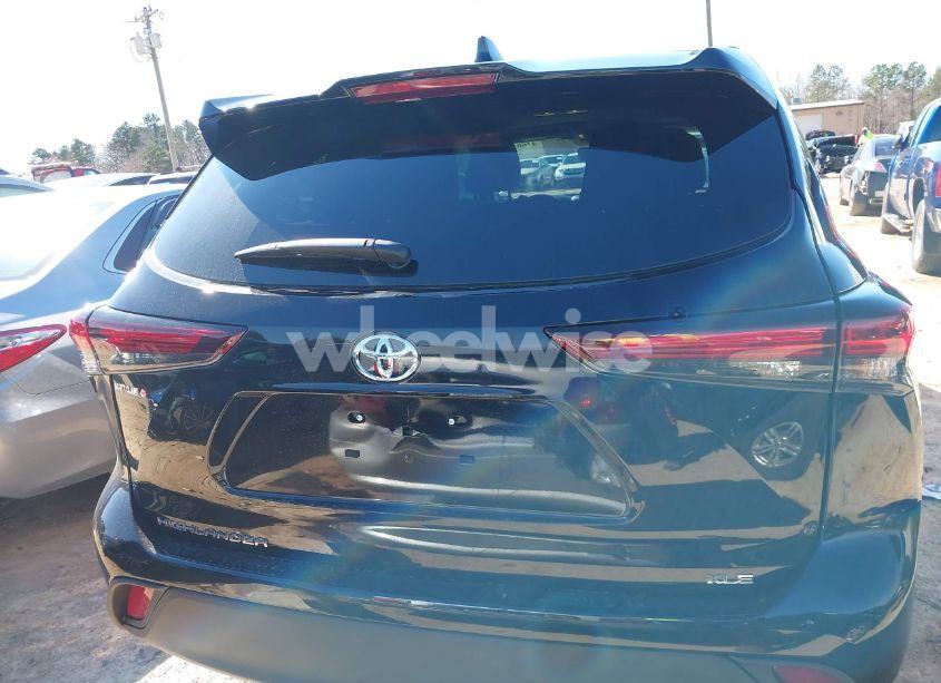 Photo 16 of 2025 Toyota Highlander XLE (VIN 5TDKDRAH8SS551248)