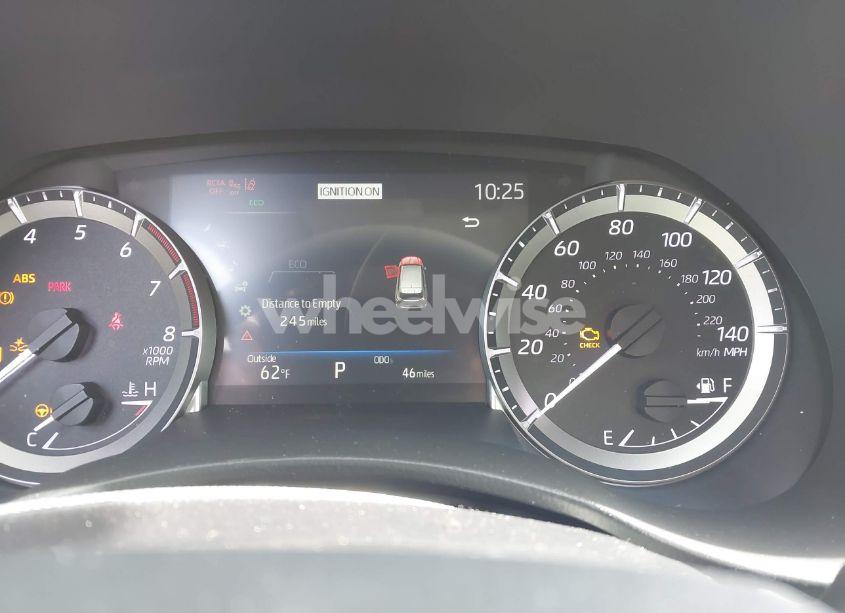 Photo 7 of 2025 Toyota Highlander XLE (VIN 5TDKDRAH8SS551248)