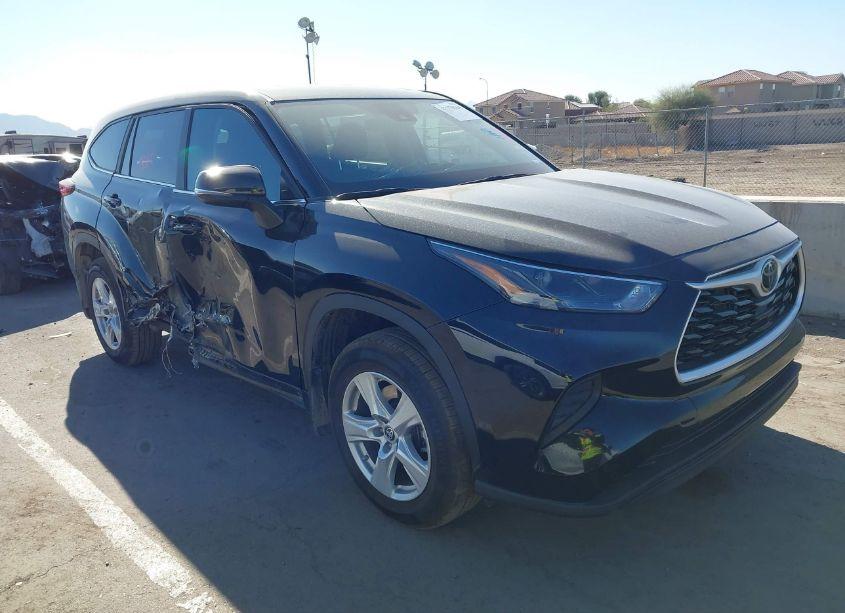2023 Toyota Highlander L (VIN 5TDKDRAH9PS048397) main photo