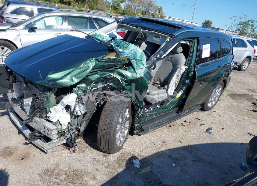 Photo 2 of 2023 Toyota Highlander LIMITED (VIN 5TDKDRAH9PS501742)