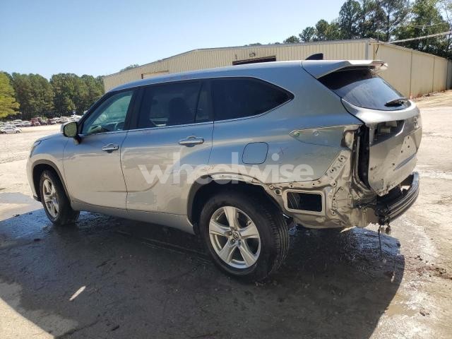 Photo 14 of 2025 TOYOTA HIGHLANDER LE (VIN 5TDKDRAH9SS552182)