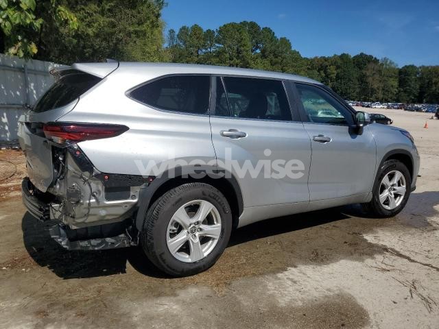 Photo 2 of 2025 TOYOTA HIGHLANDER LE (VIN 5TDKDRAH9SS552182)