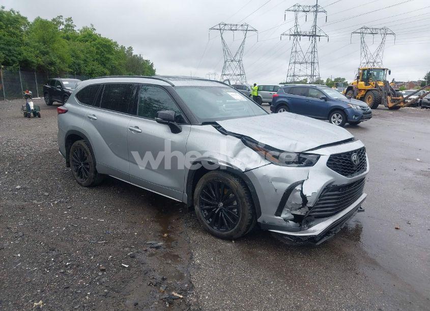 2023 Toyota Highlander XSE (VIN 5TDKDRBH0PS509145) main photo