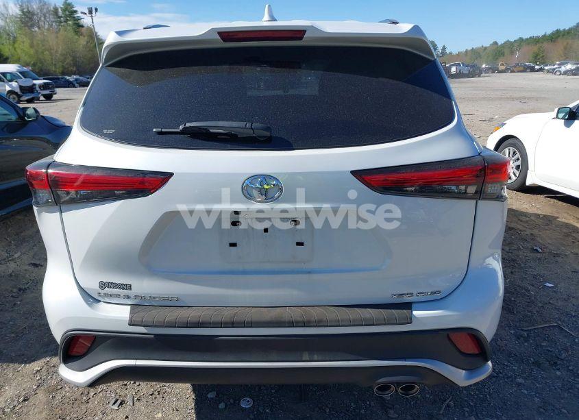 Photo 16 of 2023 Toyota Highlander XSE (VIN 5TDKDRBH1PS006286)