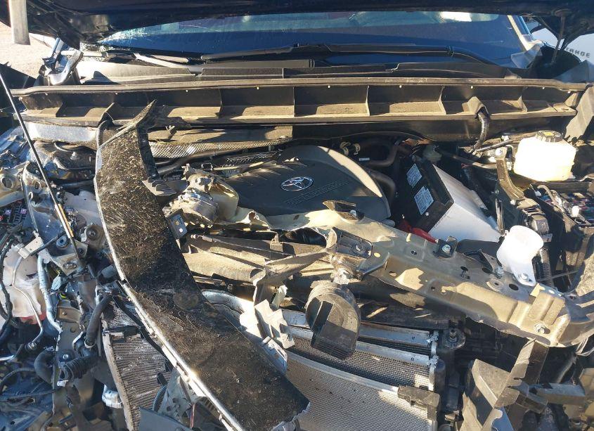 Photo 10 of 2023 Toyota Highlander XSE (VIN 5TDKDRBH2PS029009)