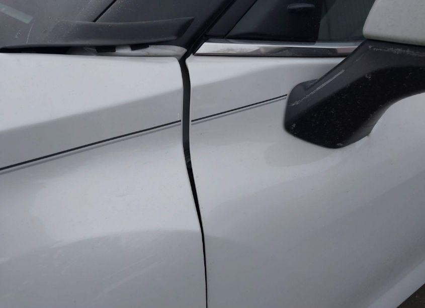 Photo 17 of 2023 Toyota Highlander XLE (VIN 5TDKDRBH2PS037837)