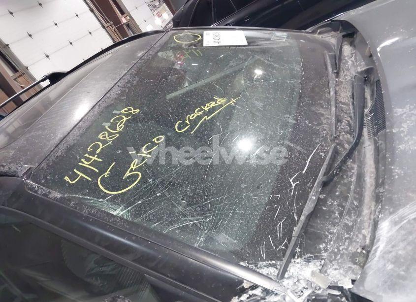 Photo 19 of 2024 Toyota Highlander XSE (VIN 5TDKDRBH2RS528556)