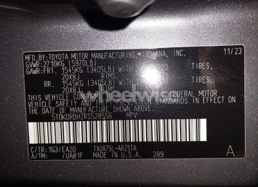 Photo 9 of 2024 Toyota Highlander XSE (VIN 5TDKDRBH2RS528556)