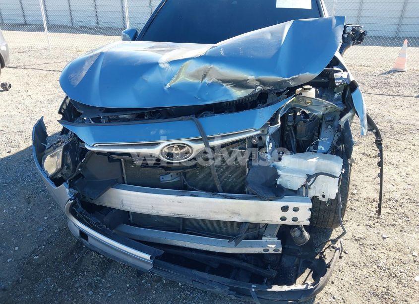 Photo 6 of 2023 Toyota Highlander XLE (VIN 5TDKDRBH3PS504019)