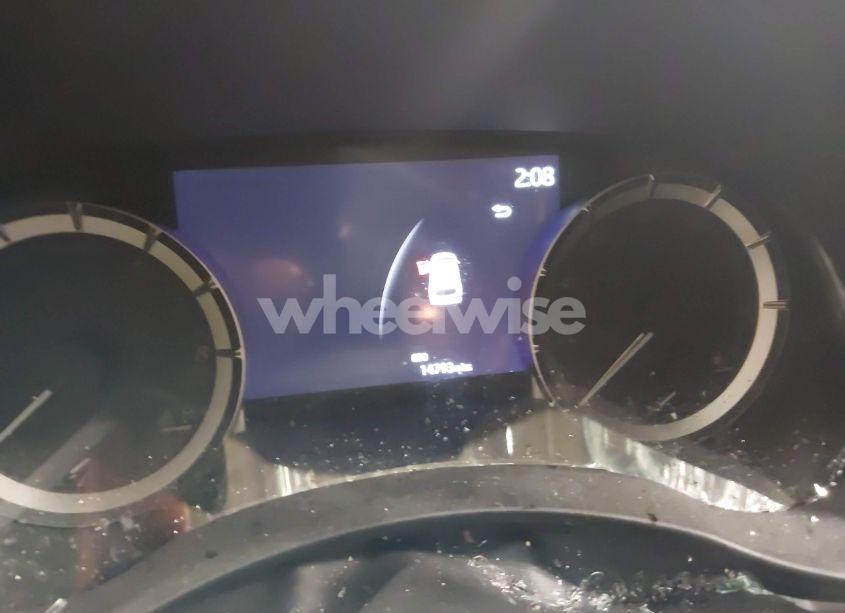 Photo 7 of 2024 Toyota Highlander XLE (VIN 5TDKDRBH3RS529165)