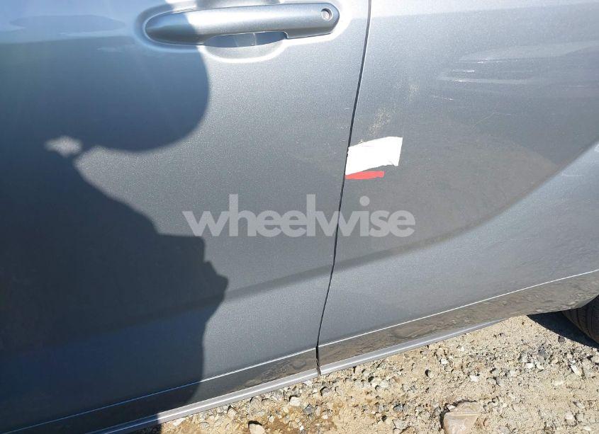 Photo 6 of 2024 Toyota Highlander XSE (VIN 5TDKDRBH3RS531904)