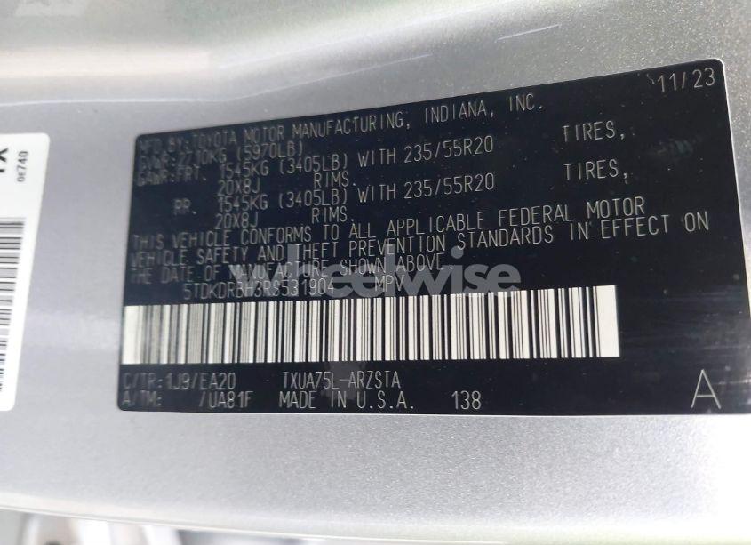 Photo 9 of 2024 Toyota Highlander XSE (VIN 5TDKDRBH3RS531904)