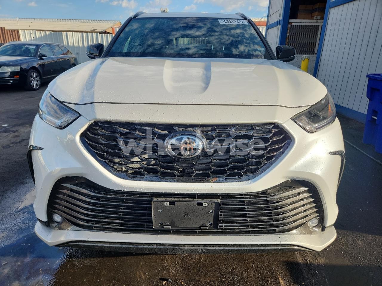 Photo 5 of 2025 TOYOTA HIGHLANDER LE (VIN 5TDKDRBH3SS586519)