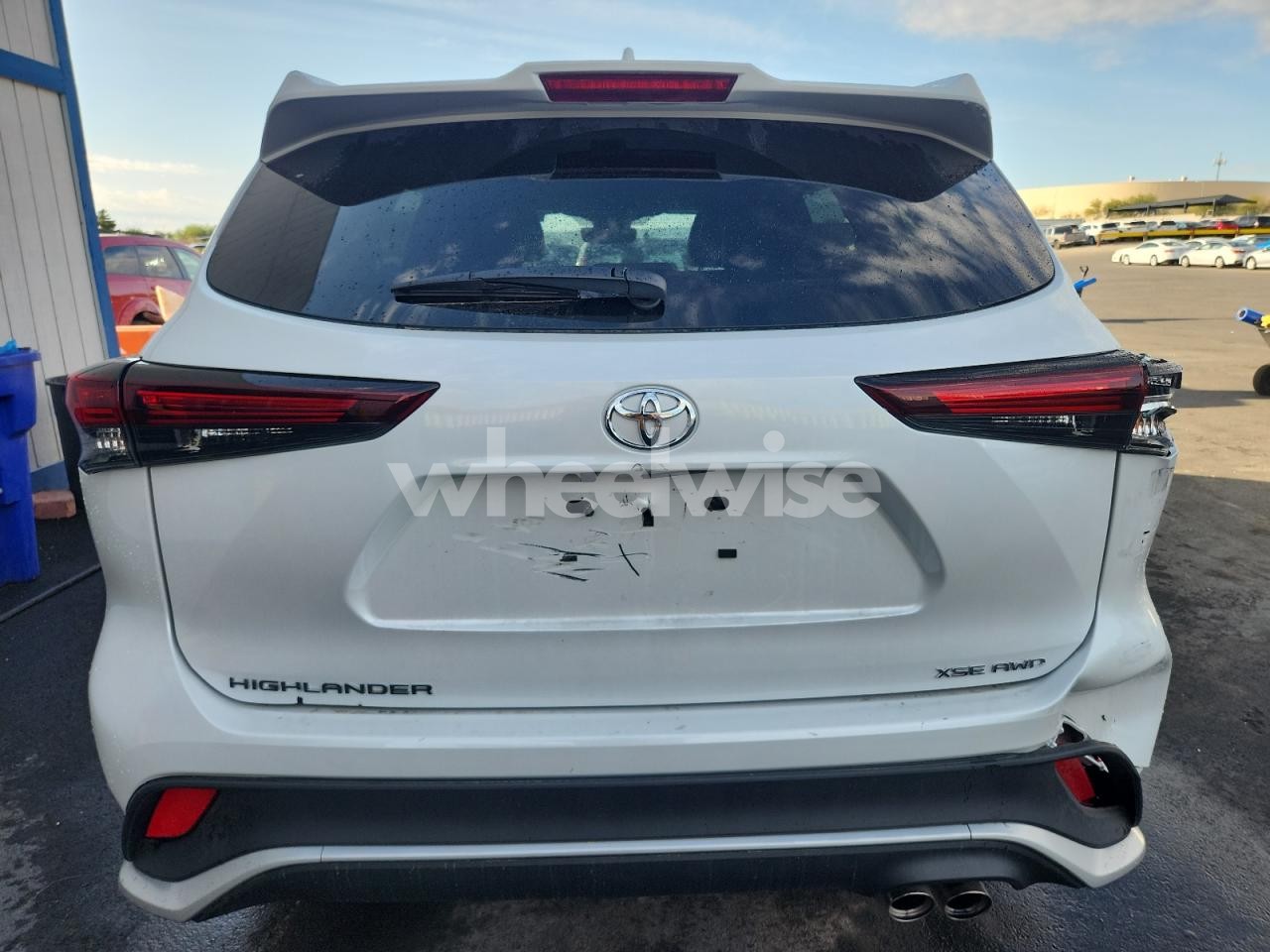 Photo 6 of 2025 TOYOTA HIGHLANDER LE (VIN 5TDKDRBH3SS586519)