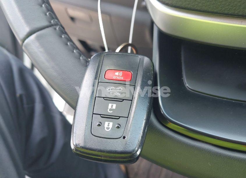 Photo 11 of 2023 Toyota Highlander XLE (VIN 5TDKDRBH4PS520231)