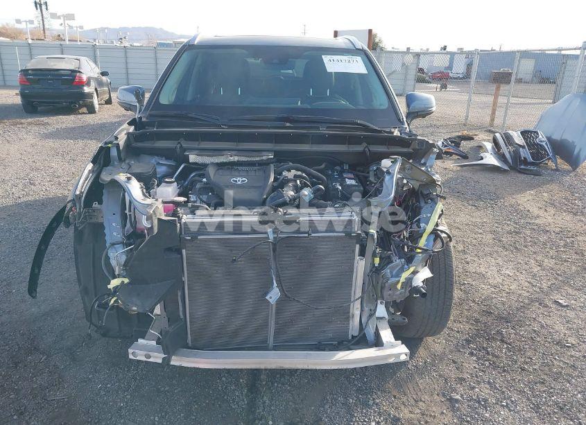 Photo 13 of 2024 Toyota Highlander PLATINUM (VIN 5TDKDRBH4RS528705)