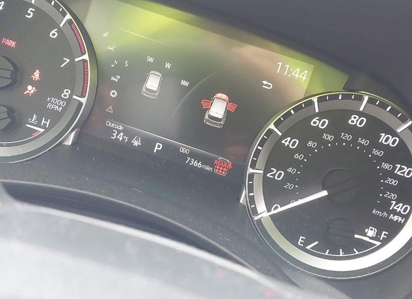 Photo 7 of 2024 Toyota Highlander XLE (VIN 5TDKDRBH4RS559209)