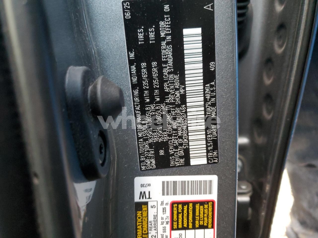 Photo 13 of 2025 TOYOTA HIGHLANDER LE (VIN 5TDKDRBH4SS587484)