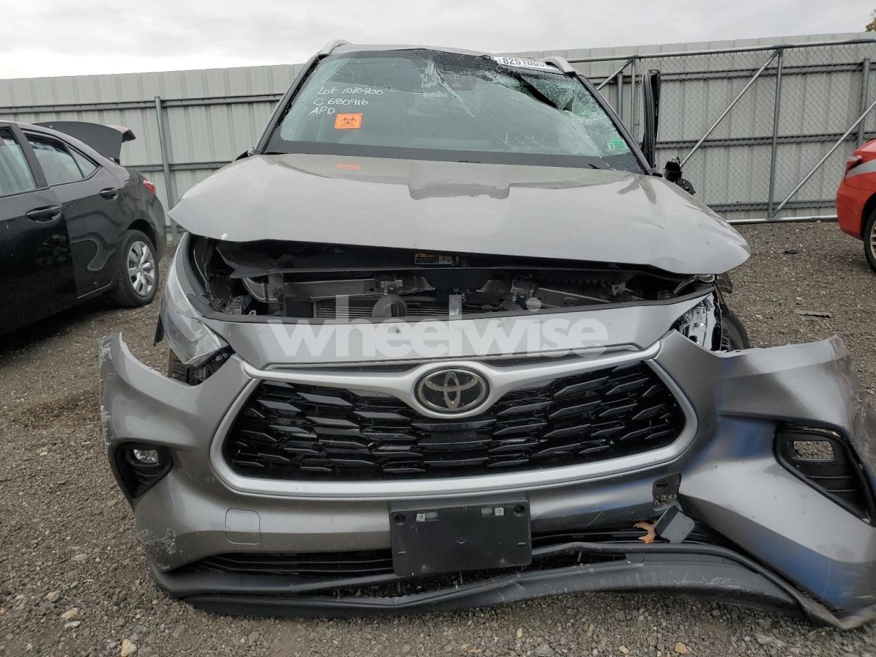 Photo 5 of 2025 TOYOTA HIGHLANDER LE (VIN 5TDKDRBH4SS587484)