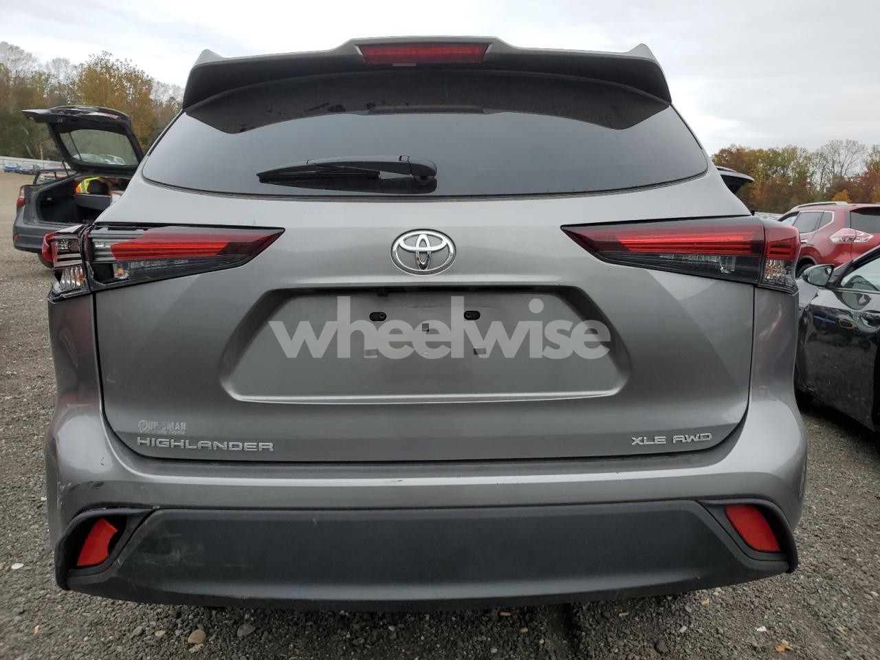 Photo 6 of 2025 TOYOTA HIGHLANDER LE (VIN 5TDKDRBH4SS587484)