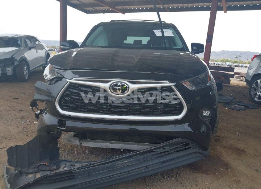 Photo 12 of 2023 Toyota Highlander LE (VIN 5TDKDRBH5PS012348)