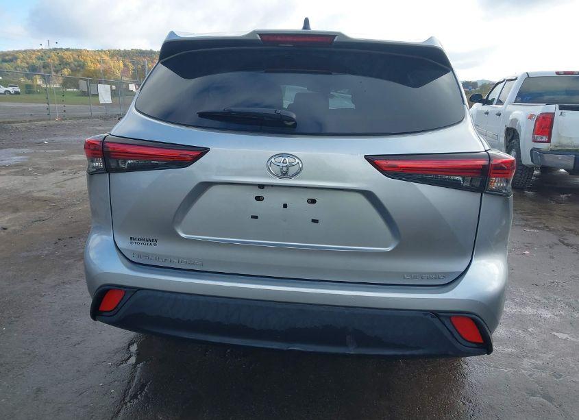 Photo 16 of 2023 Toyota Highlander LE (VIN 5TDKDRBH6PS520358)