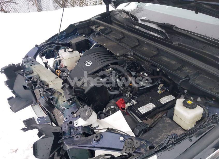 Photo 10 of 2023 Toyota Highlander PLATINUM (VIN 5TDKDRBH6PS527102)