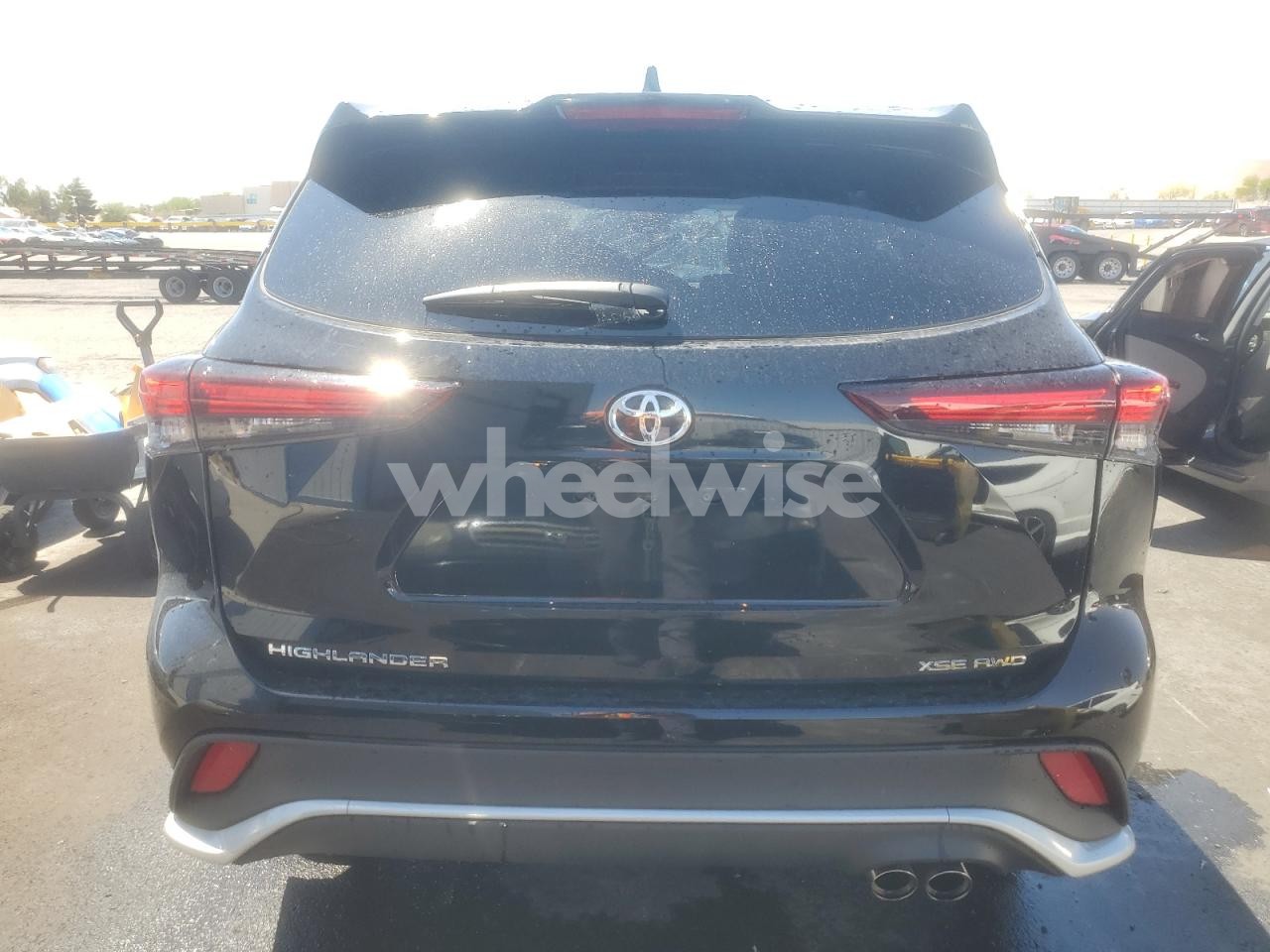 Photo 6 of 2025 TOYOTA HIGHLANDER LE (VIN 5TDKDRBH6SS578074)