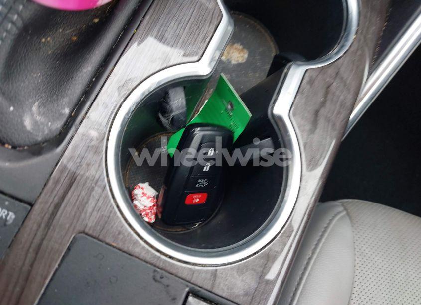 Photo 11 of 2023 Toyota Highlander LIMITED (VIN 5TDKDRBH7PS014618)