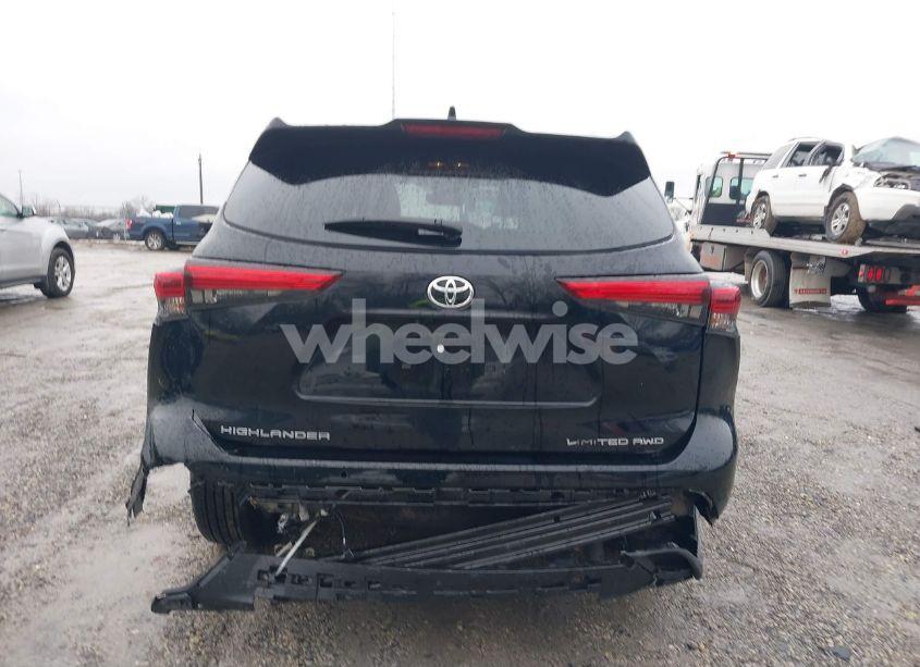 Photo 16 of 2023 Toyota Highlander LIMITED (VIN 5TDKDRBH7PS017289)