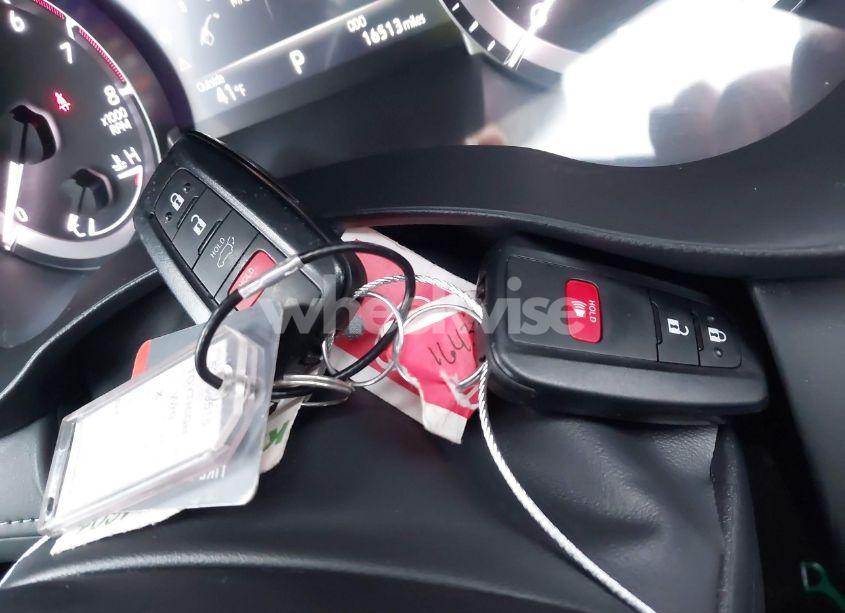 Photo 11 of 2023 Toyota Highlander LE (VIN 5TDKDRBH7PS031676)