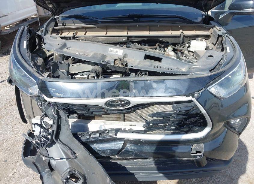 Photo 10 of 2023 Toyota Highlander LE (VIN 5TDKDRBH8PS039060)