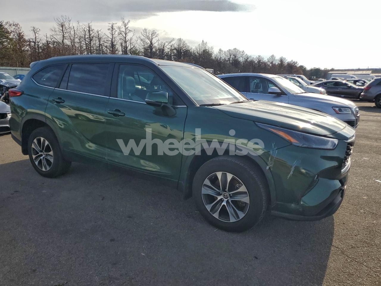 Photo 4 of 2023 TOYOTA HIGHLANDER L (VIN 5TDKDRBH8PS500287)