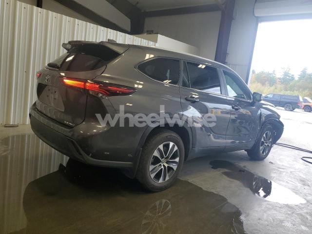 Photo 10 of 2025 TOYOTA HIGHLANDER LE (VIN 5TDKDRBH8SS585172)