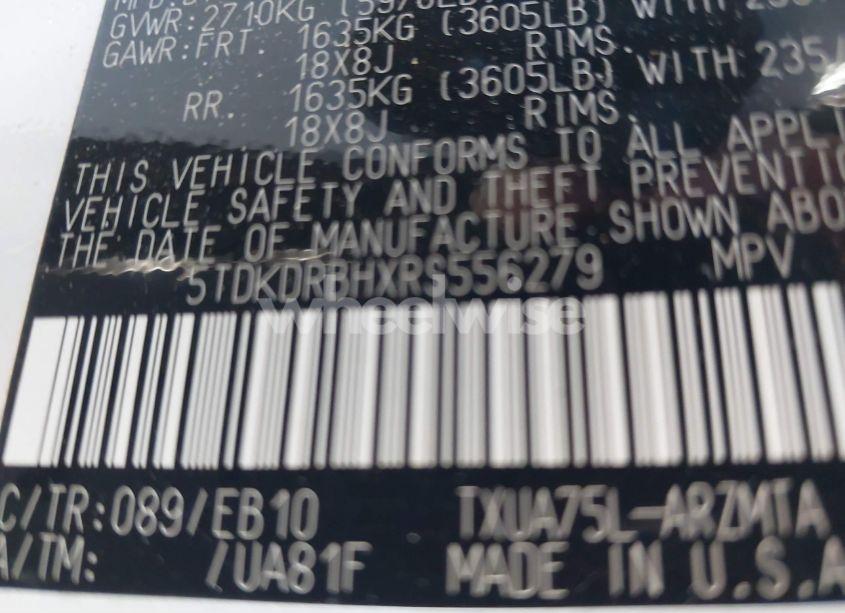 Photo 9 of 2024 Toyota Highlander XLE (VIN 5TDKDRBHXRS556279)