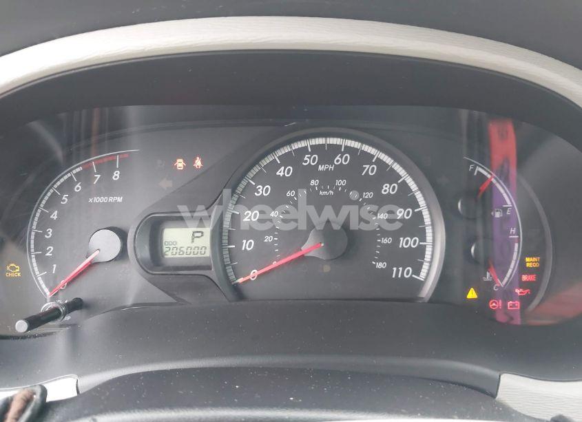 Photo 7 of 2011 Toyota Sienna LE V6 (VIN 5TDKK3DC0BS035100)