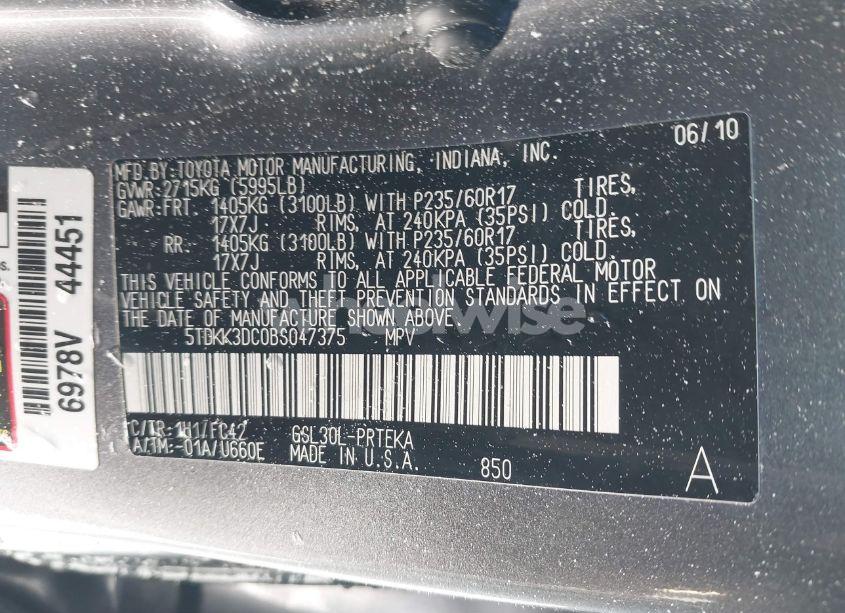 Photo 9 of 2011 Toyota Sienna LE V6 (VIN 5TDKK3DC0BS047375)