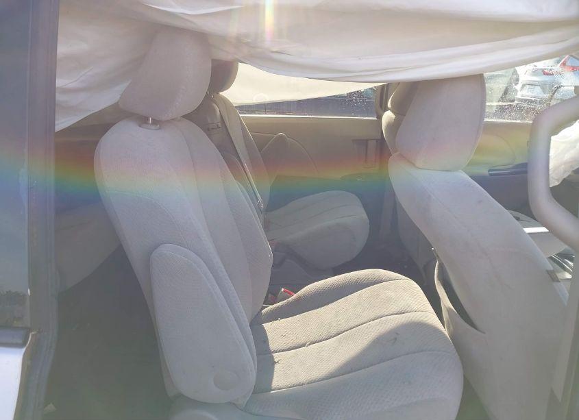 Photo 8 of 2011 Toyota Sienna LE V6 (VIN 5TDKK3DC0BS050437)