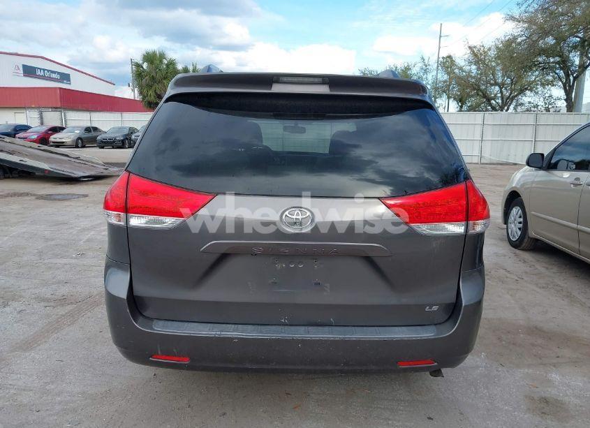 Photo 16 of 2011 Toyota Sienna LE V6 (VIN 5TDKK3DC0BS146729)