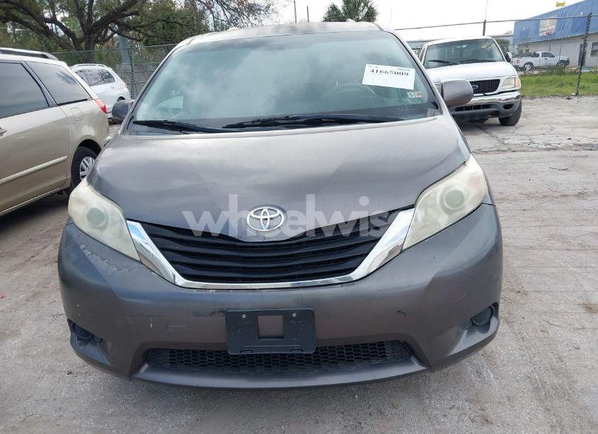 Photo 6 of 2011 Toyota Sienna LE V6 (VIN 5TDKK3DC0BS146729)