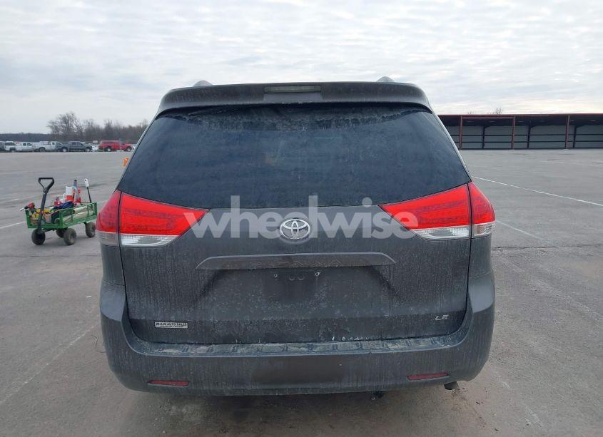 Photo 16 of 2012 Toyota Sienna LE V6 8 PASSENGER (VIN 5TDKK3DC0CS192952)