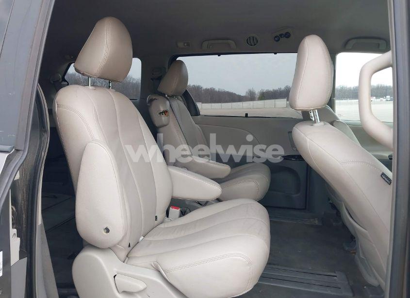 Photo 8 of 2012 Toyota Sienna LE V6 8 PASSENGER (VIN 5TDKK3DC0CS192952)