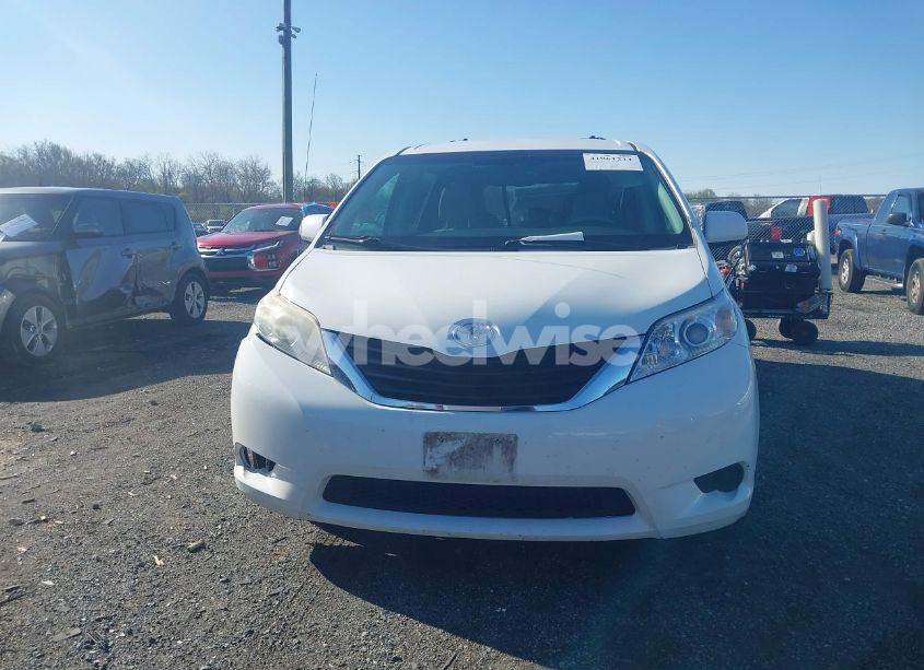 Photo 13 of 2012 Toyota Sienna LE V6 8 PASSENGER (VIN 5TDKK3DC0CS206512)