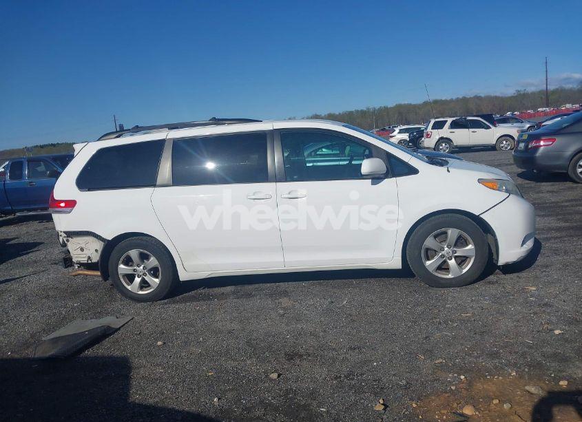 Photo 14 of 2012 Toyota Sienna LE V6 8 PASSENGER (VIN 5TDKK3DC0CS206512)