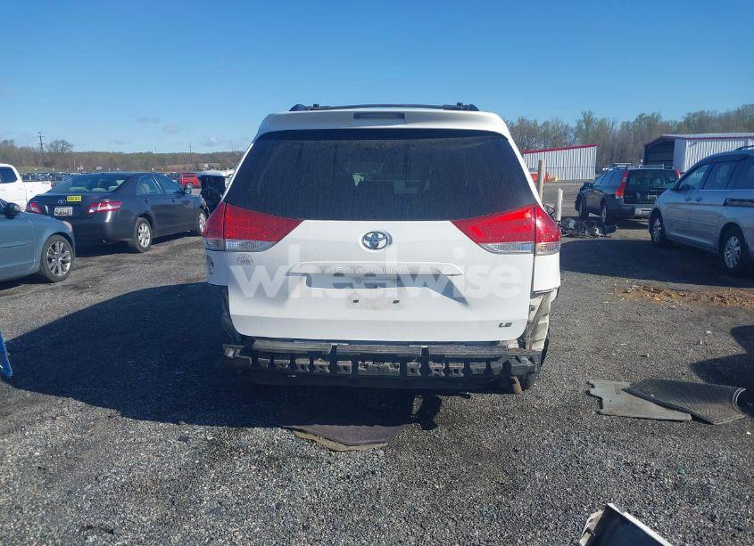 Photo 17 of 2012 Toyota Sienna LE V6 8 PASSENGER (VIN 5TDKK3DC0CS206512)
